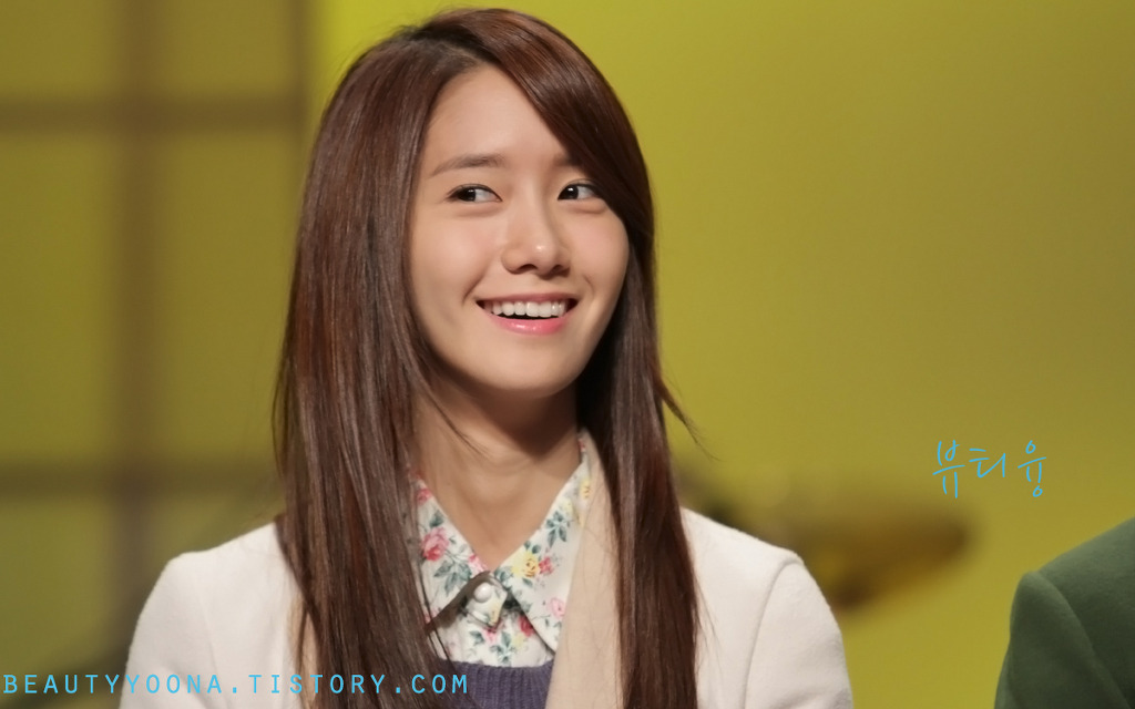 [OTHER][31-12-2011]YoonA tại trường quay của bộ phim " Love Rain " - Page 6 1776EB4A4EE8523623F0F5