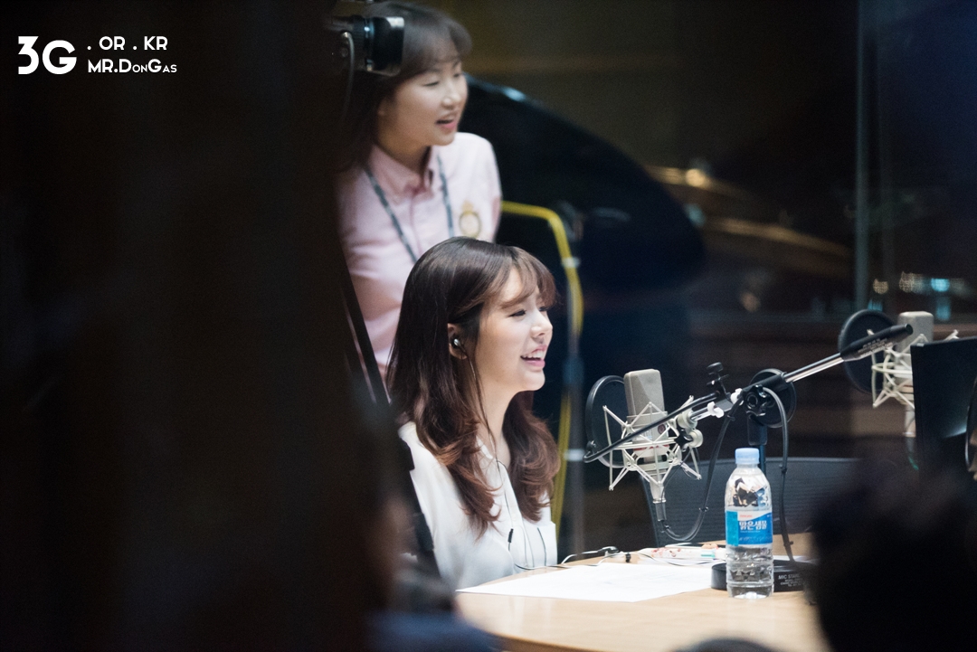 [OTHER][06-02-2015]Hình ảnh mới nhất từ DJ Sunny tại Radio MBC FM4U - "FM Date" - Page 11 2303D744554CADD709FFD4