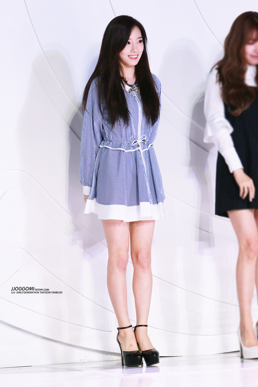 [PIC][29-01-2015]TaeTiSeo xuất hiện tại Lễ mở màn "Fashion Kode 2015 FW" với tư cách là Đại sứ vào trưa nay - Page 3 2431234D54CB3887057869