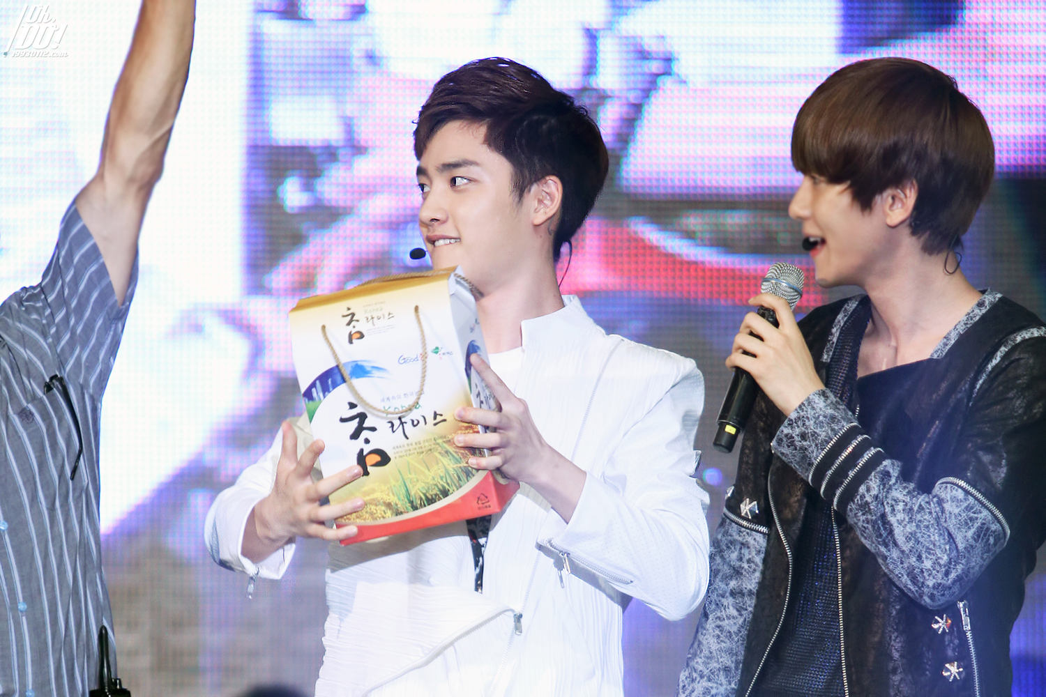 120823 D.O @ Rice Farms Korea National Festival 1606C149503856A509282A