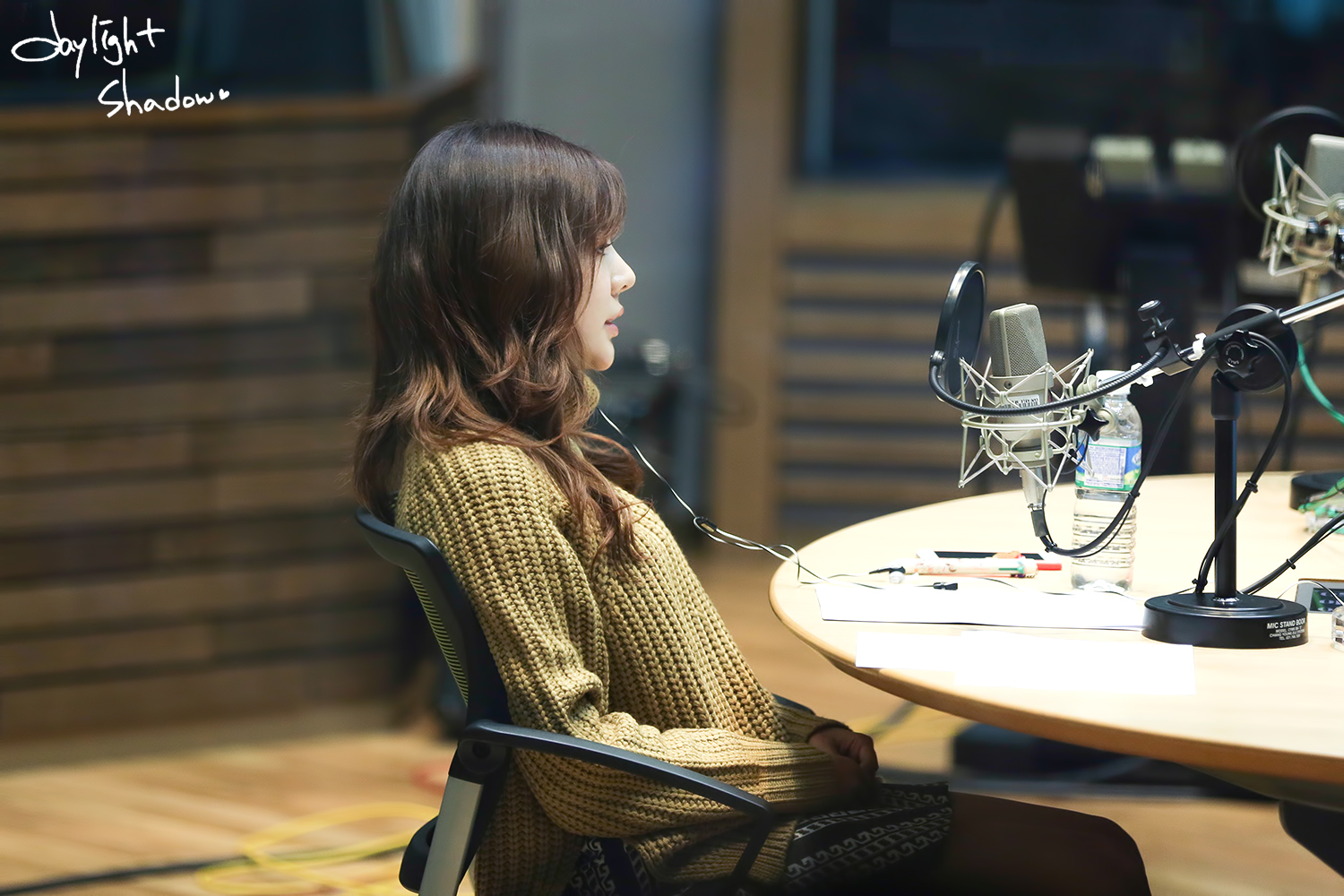 [OTHER][06-02-2015]Hình ảnh mới nhất từ DJ Sunny tại Radio MBC FM4U - "FM Date" - Page 32 2220EE3E56A0B2C5213C0C