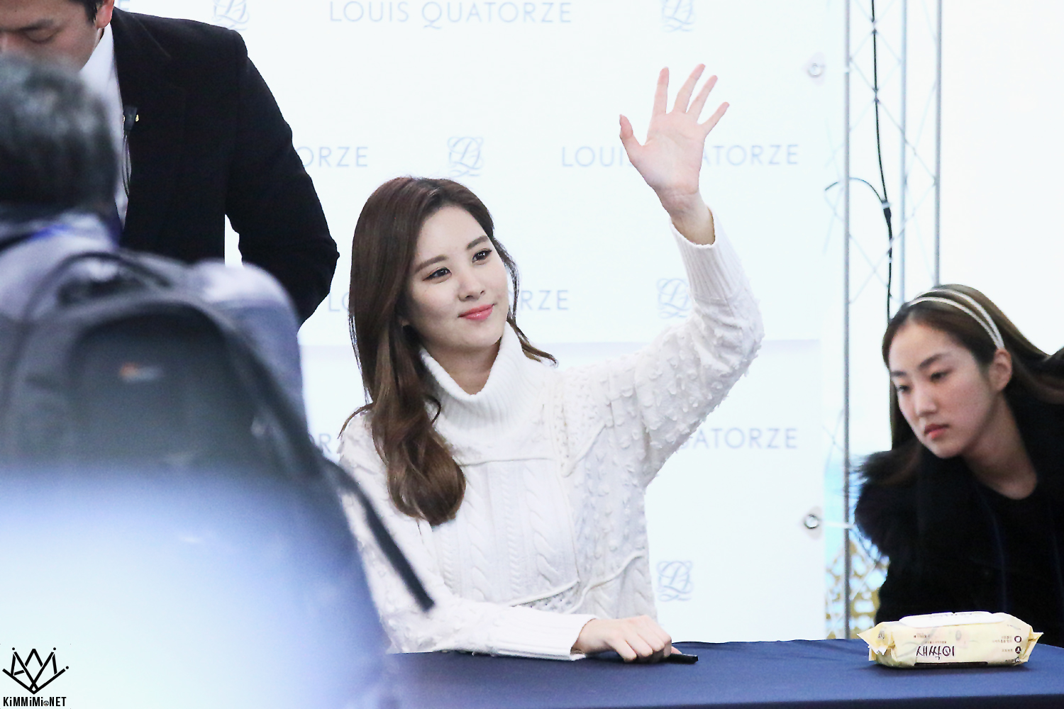 [PIC][27-11-2015]TaeTiSeo tham dự buổi Fansign cho thương hiệu "Louis Quartoze" tại Lotte Department Store Busan vào chiều nay - Page 6 235D7A3756A75CDF14B860