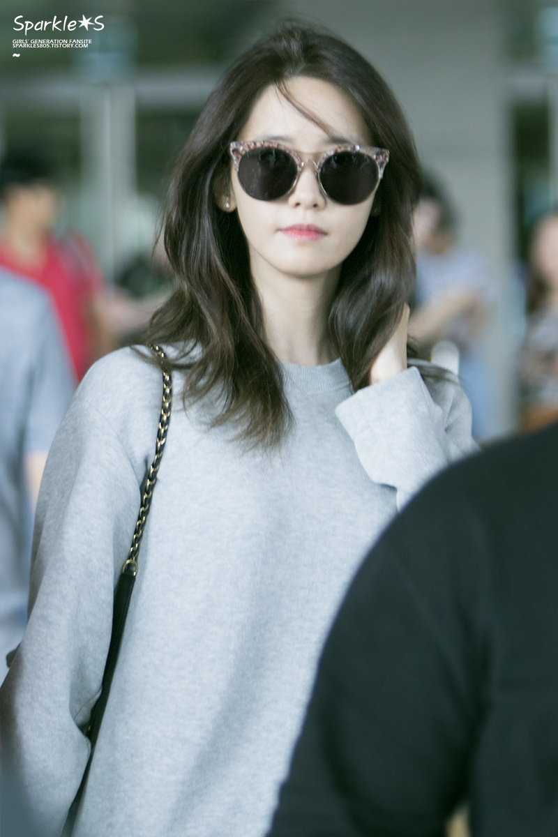 [PIC][14-09-2016]YoonA trở về Hàn Quốc vào trưa nay - Page 2 254E3A3957F3F9141F2836