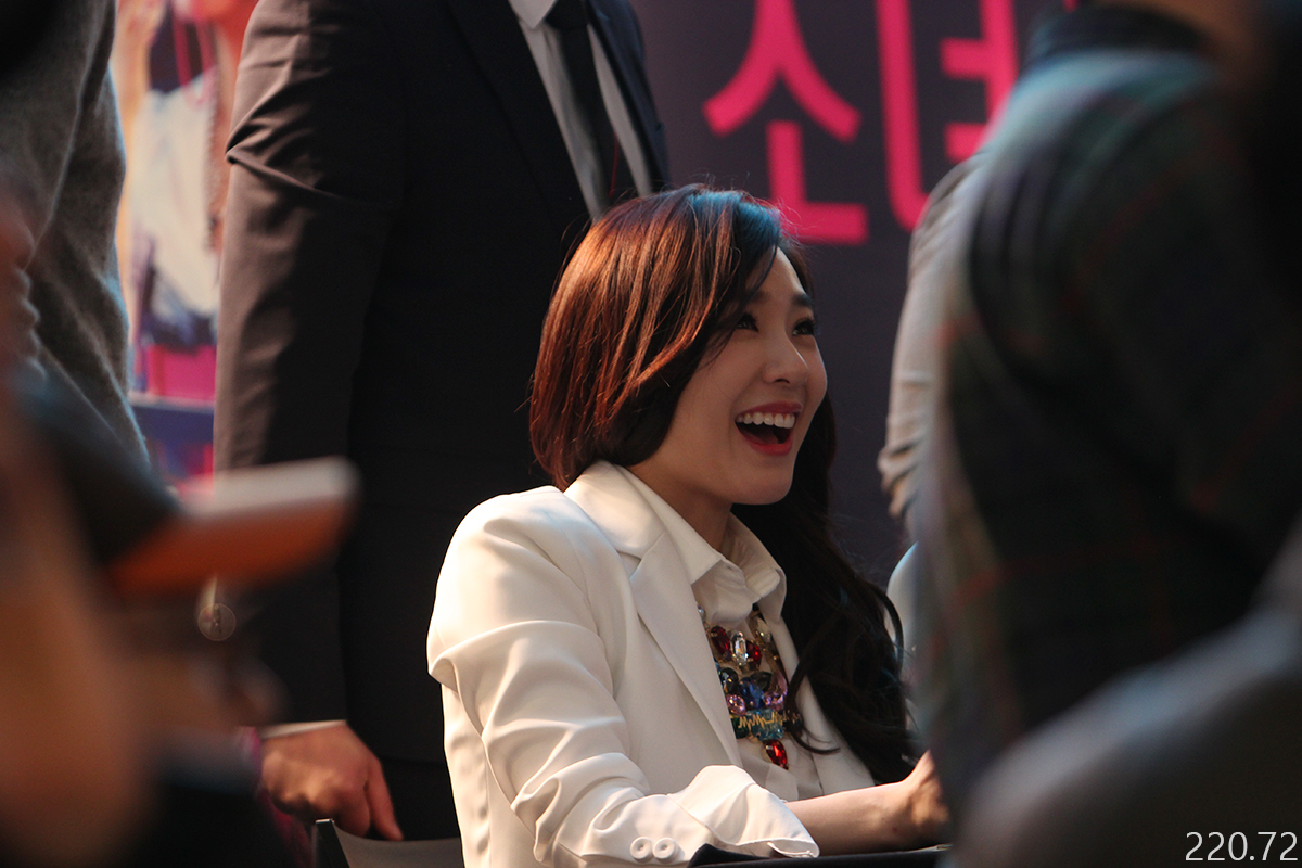 [PIC][14-03-2014]SNSD xuất hiện tại buổi fansign cho "Mr.Mr." vào tối nay  265E2B415322FC7F34CB45